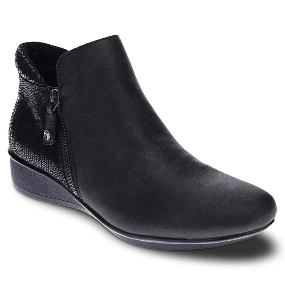 NEW REVERE women's damascus boot in onyx/black lizard